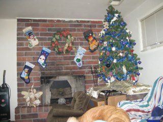 Kenya Mester's album, Putting up the tree