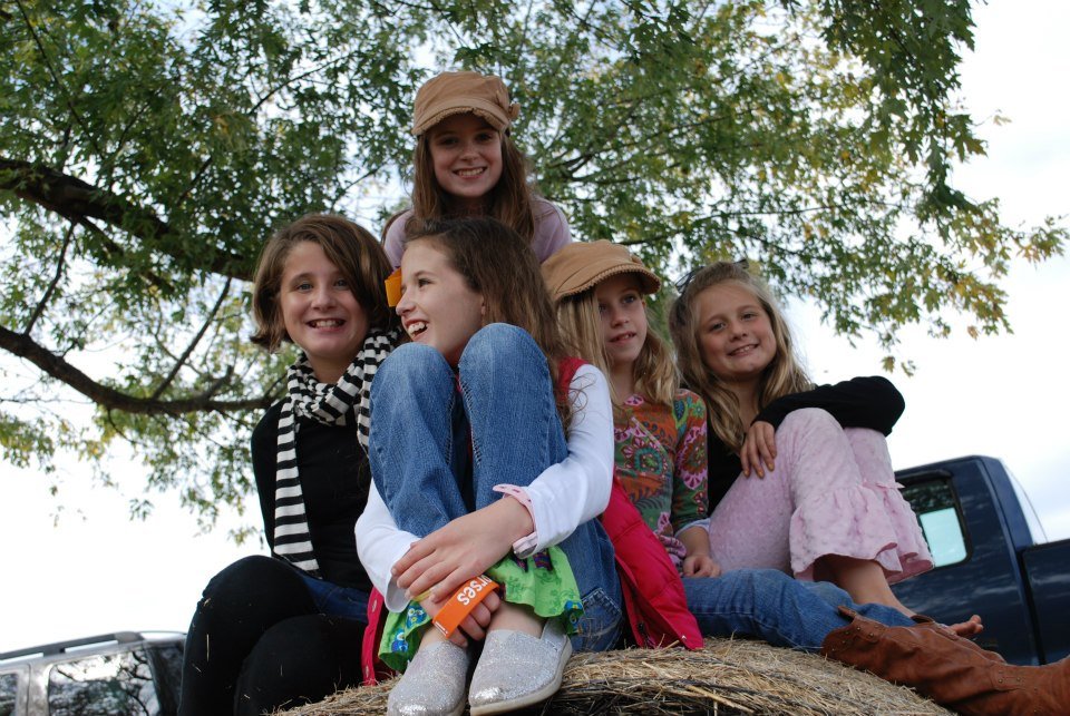 Else Brown's album, Cover Photos