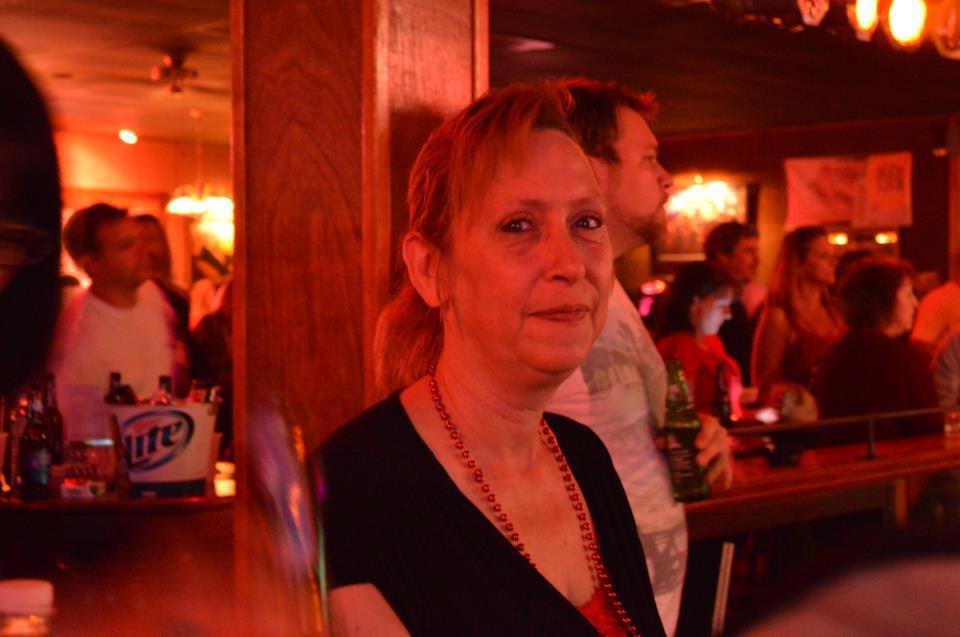 Susan Taylor's album, Profile Pictures