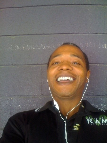 Young Mandela's album, Mobile Uploads