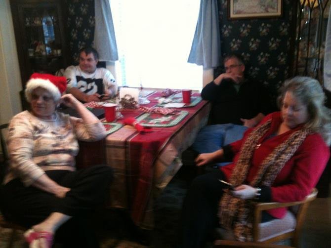 Illa Thompson's album, Christmas 2011