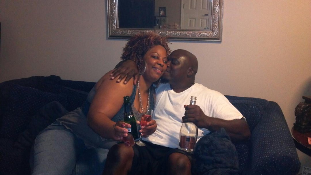 Launey Robinson's album, Mobile Uploads