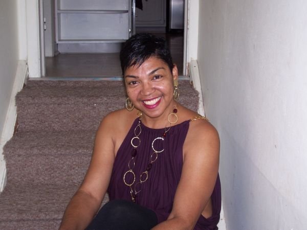 Cookie Brown's album, Profile Pictures