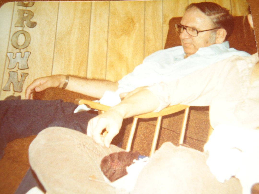 Phyllis Hardridge's album, Profile Pictures
