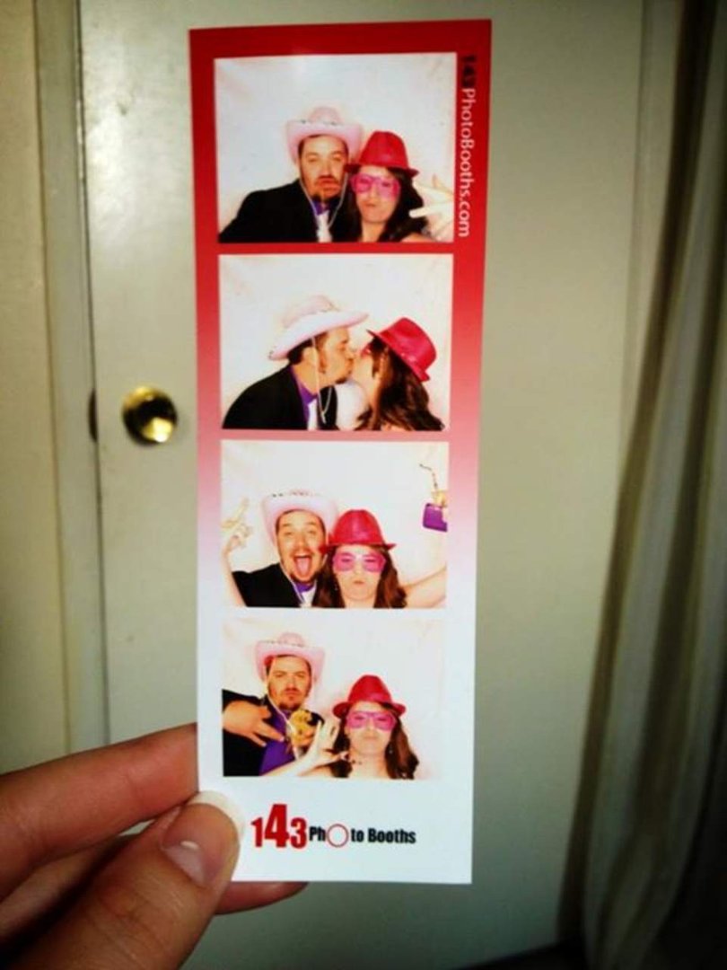 Denae Mintun's album, Mobile Uploads