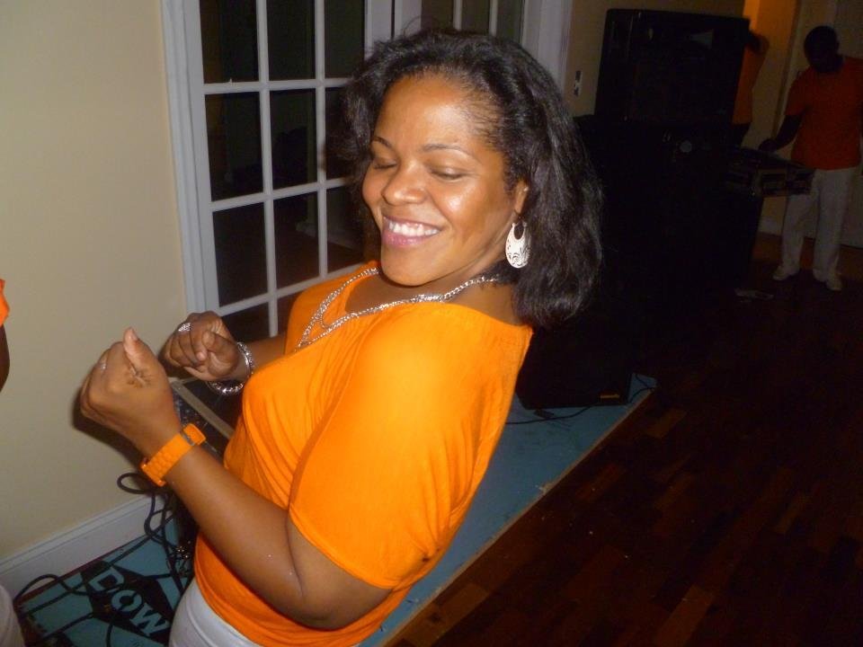 Tamara Claxton's album, Orange and White party