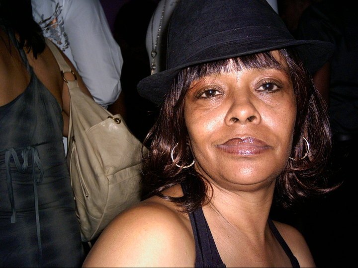 Ada Hinley's album, Profile Pictures