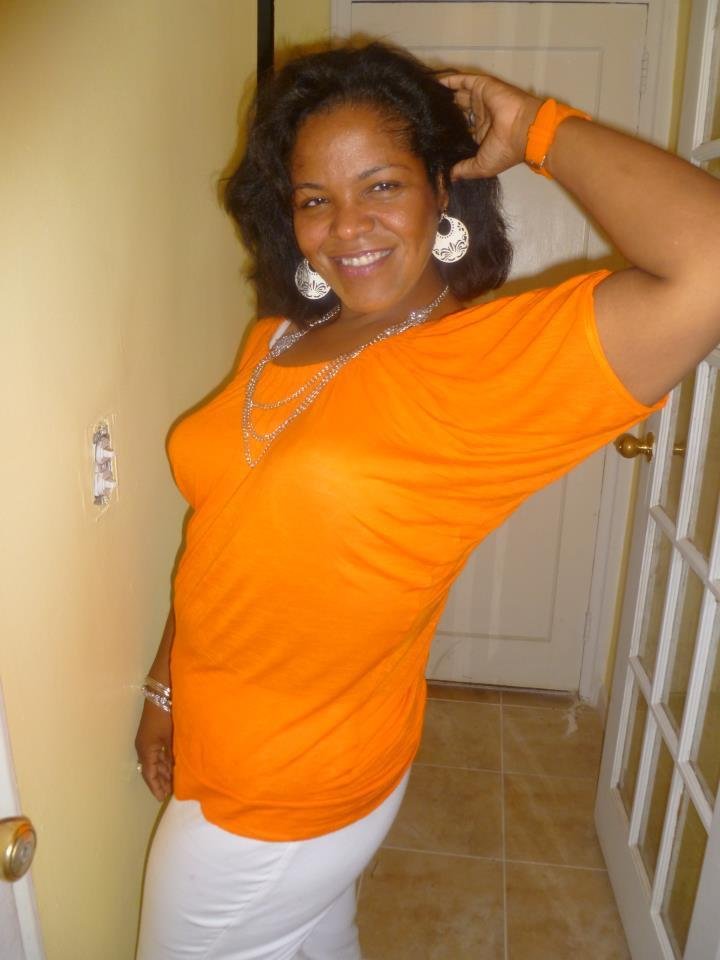 Tamara Claxton's album, Orange and White party