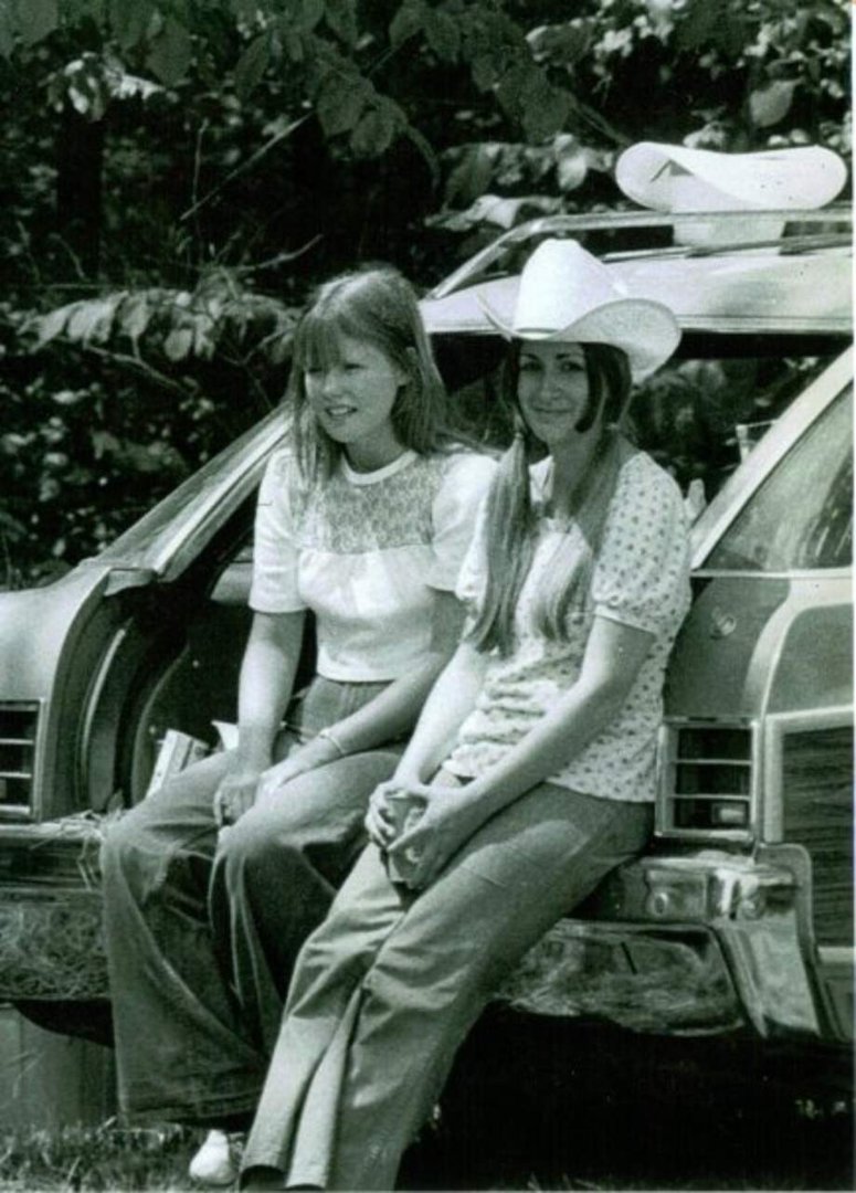 Robin (Duncan) Marsh's album, Cover Photos