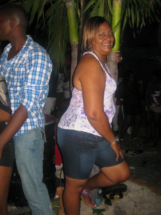 Donnette Whyte's album, foot loose