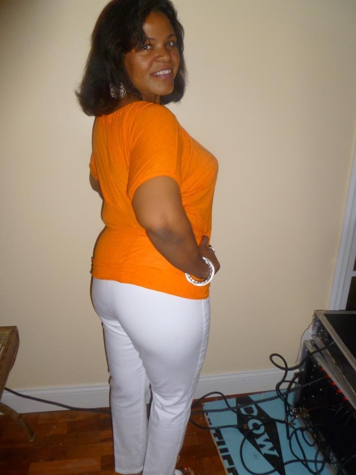 Tamara Claxton's album, Orange and White party