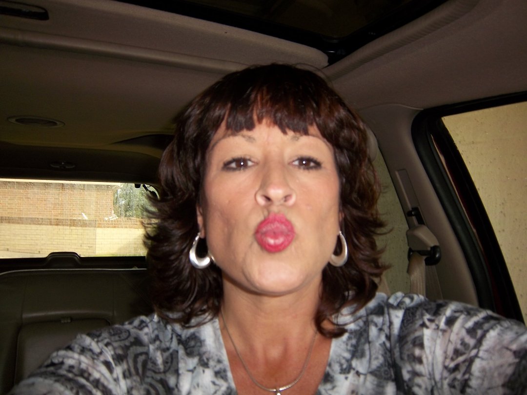 Cindy Calhoun's album, Profile Pictures