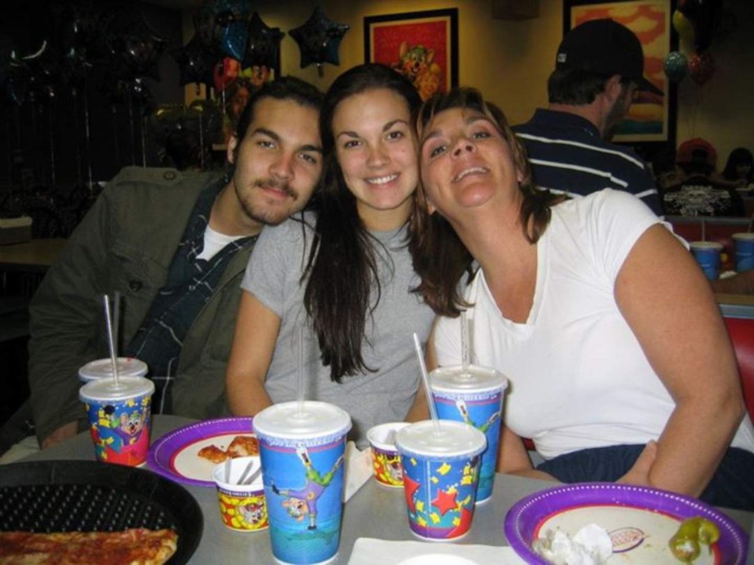 Stephanie Hunt's album, Chuck E Cheese with kids
