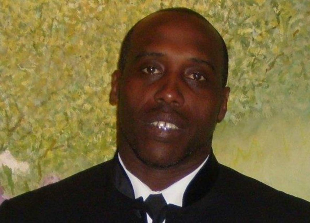 Victor Williams' album, Mobile Uploads