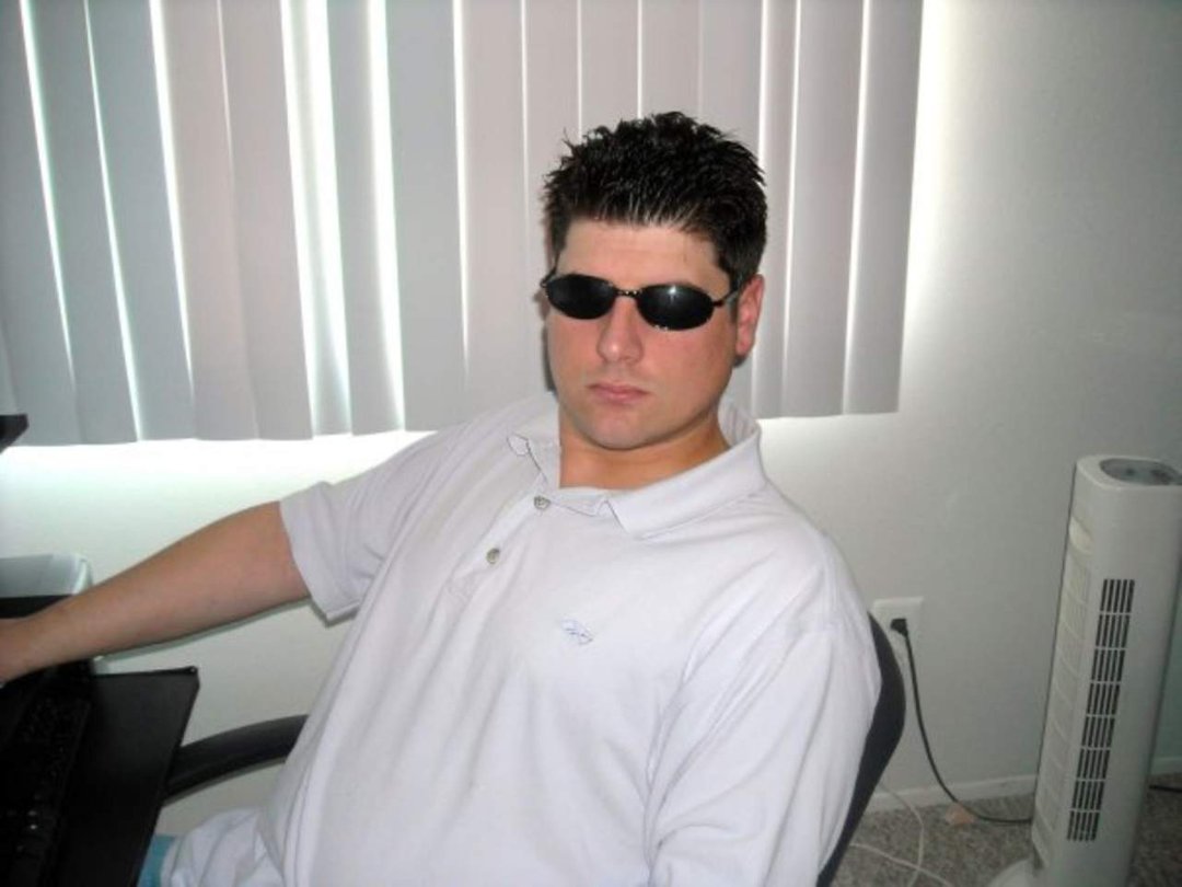 Brian Thompson's album, Profile Pictures