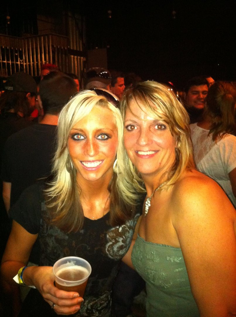 Sandi Skinner's album, Mobile Uploads