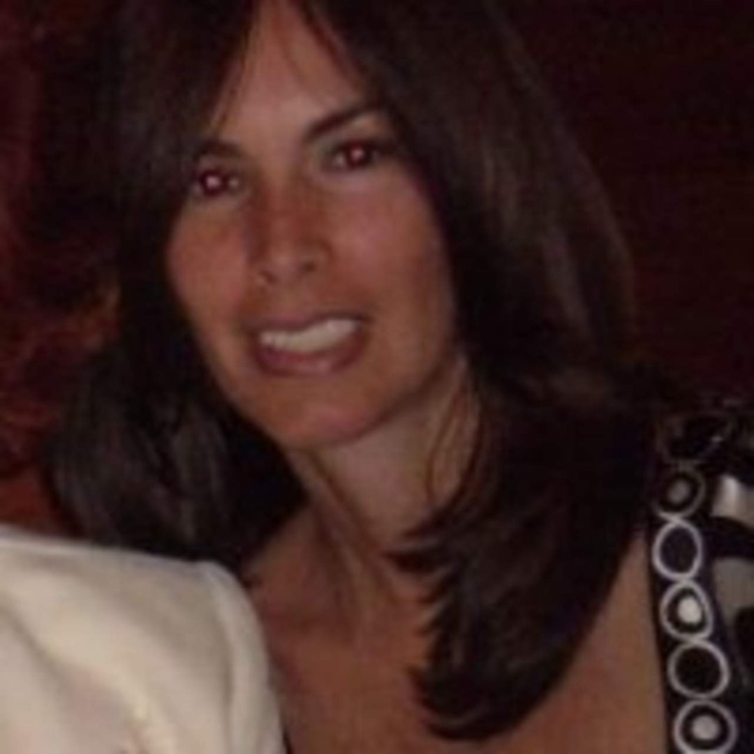 Idalmis Mila's album, Profile Pictures
