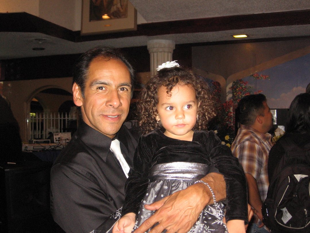 Julio Acosta's album, Profile Pictures