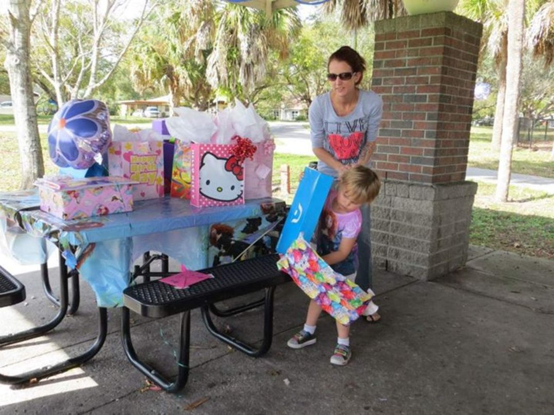 Donetta Wheeler's album, Sierra's 4th birthday party