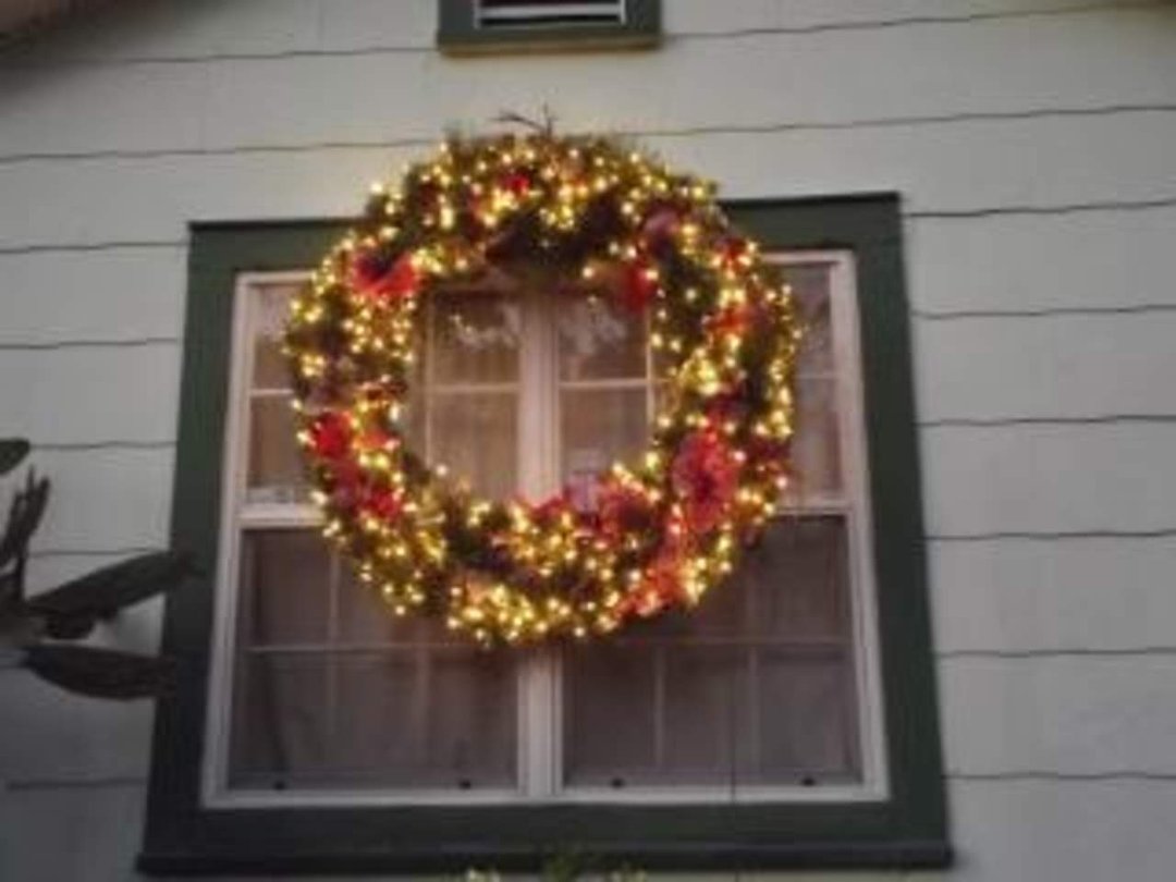 Peter Hibbard's album, Christmas Decorations 2011