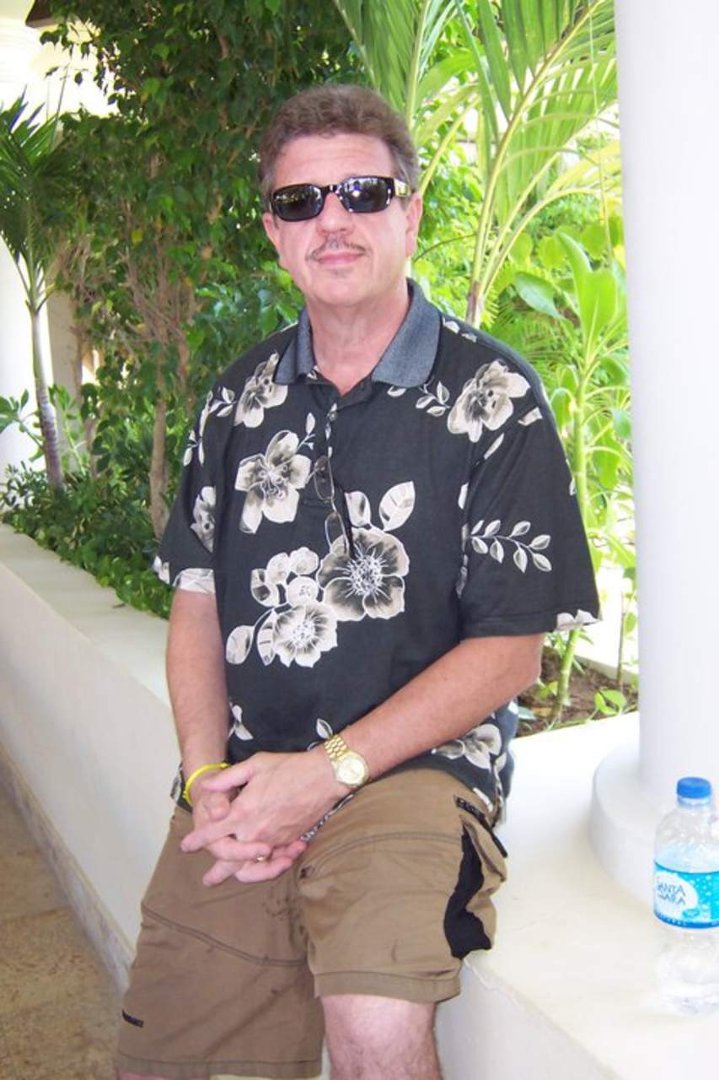 Anthony Moberly's album, Profile Pictures