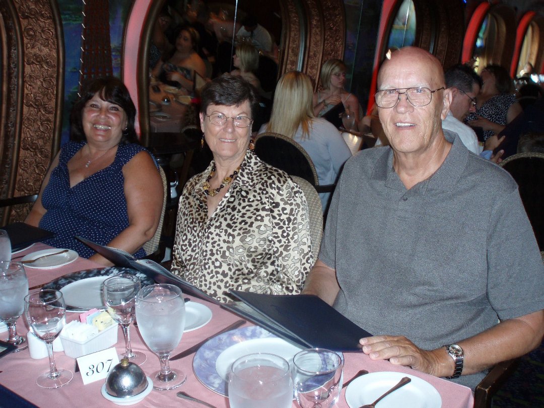 Dawn Wiktor's album, Cruise 2010 - Patty