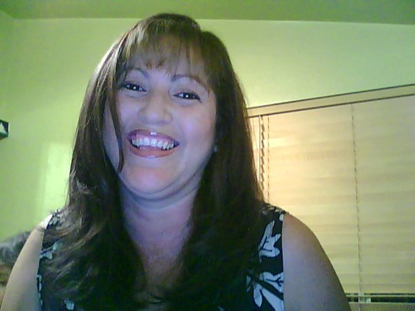 Vivian Estrada's album, Profile Pictures