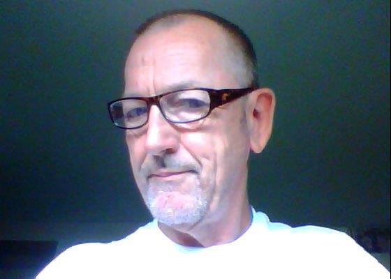 Charles Kirsch's album, Profile Pictures