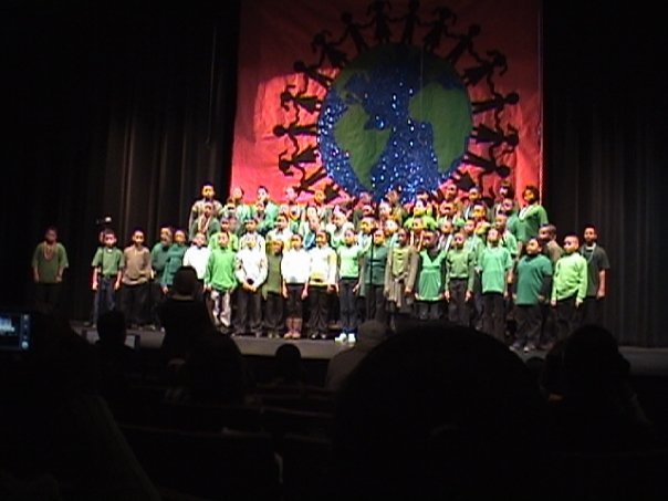 Terrell Adkins II's album, Laurus Christmas Show 2009