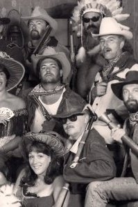Leslie Dicker's album, Profile Pictures