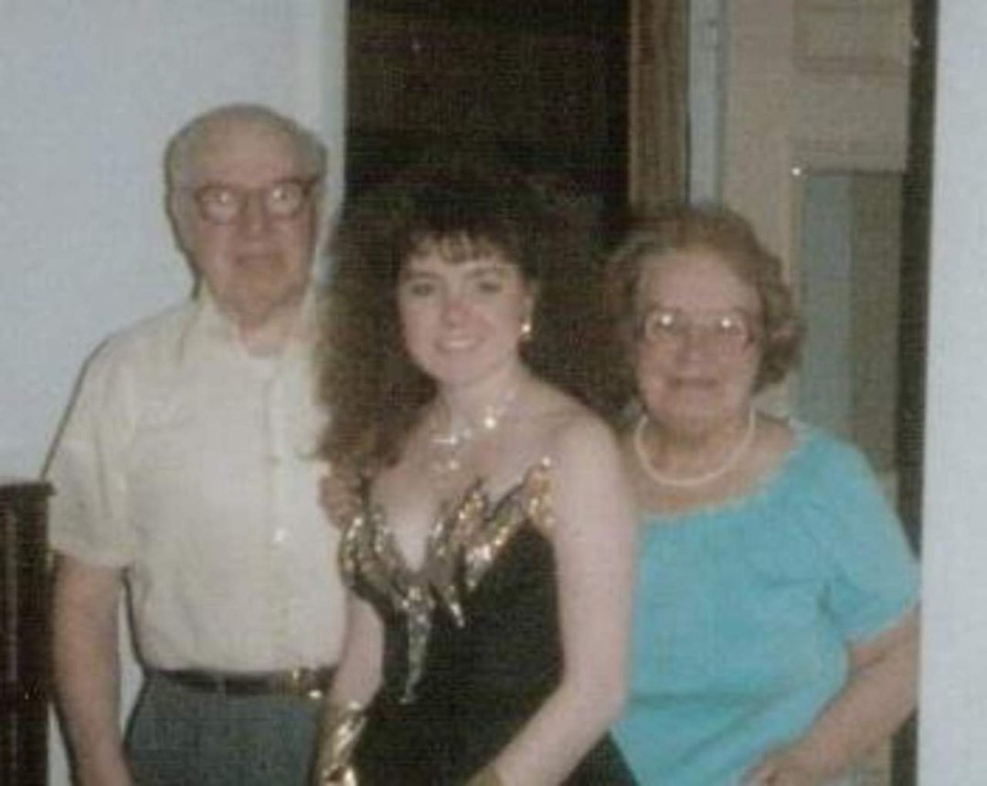 Michaelle Thompson's album, Profile Pictures