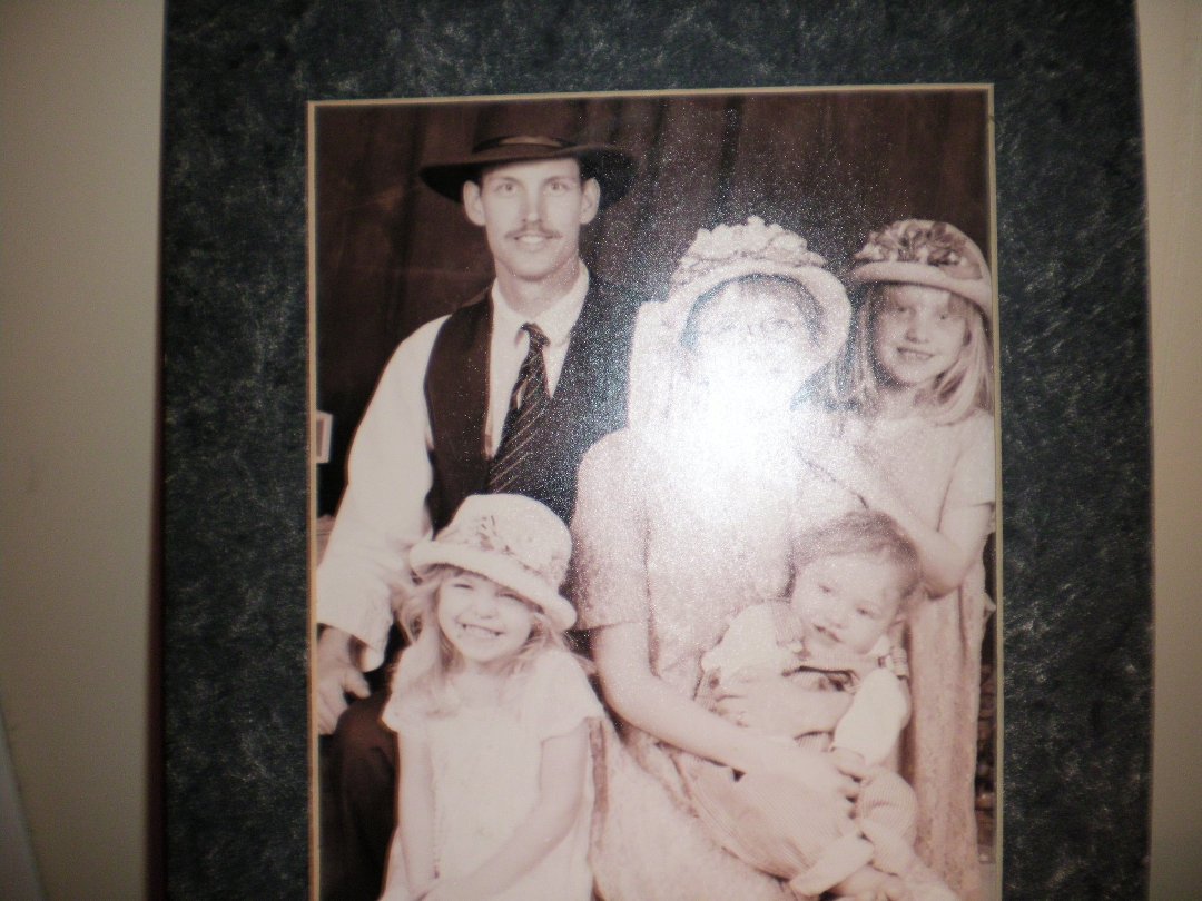 Dan Abney's album, Profile Pictures