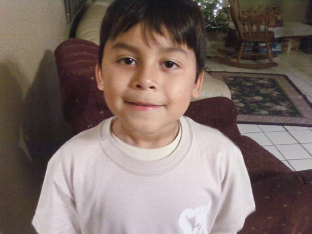 Robert Lopez's album, Los Kiddos