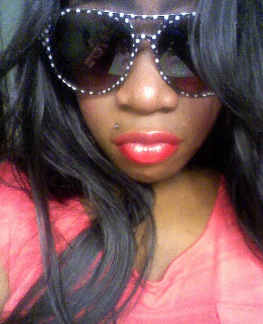 Lashonda Gray's album, Profile Pictures
