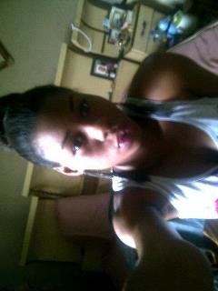 Zeenea Abiola's album, Mobile Uploads
