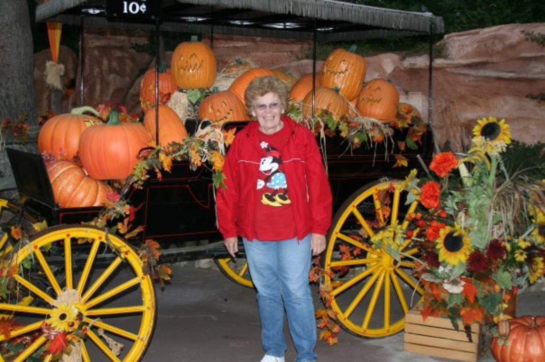 Gloria Dooley's album, Profile Pictures