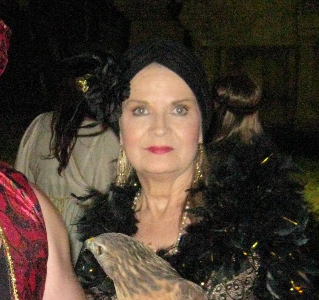 Phyllis Bridges' album, Profile Pictures
