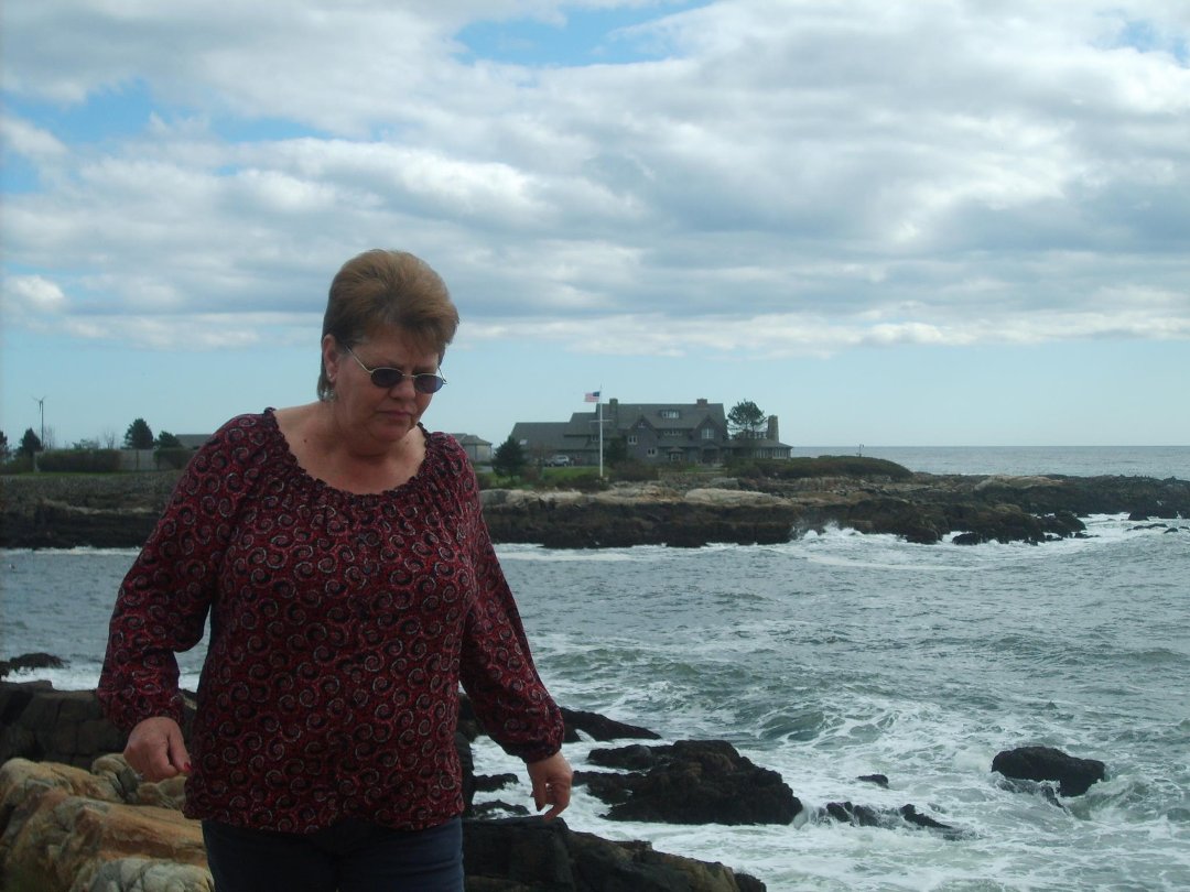 Martha Smith's album, Profile Pictures