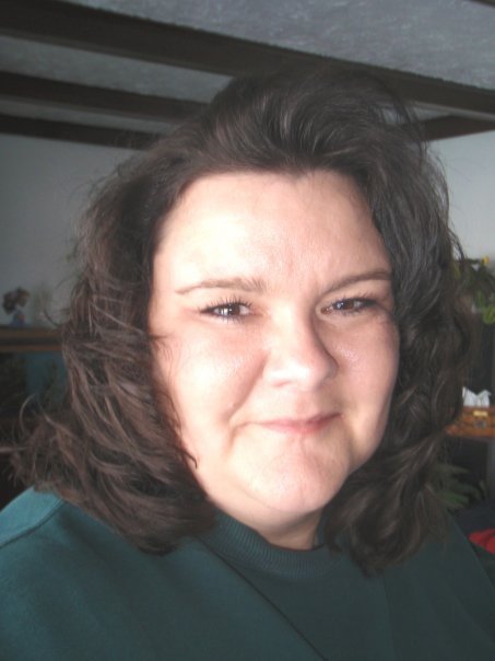 Danielle Leonard's album, Profile Pictures