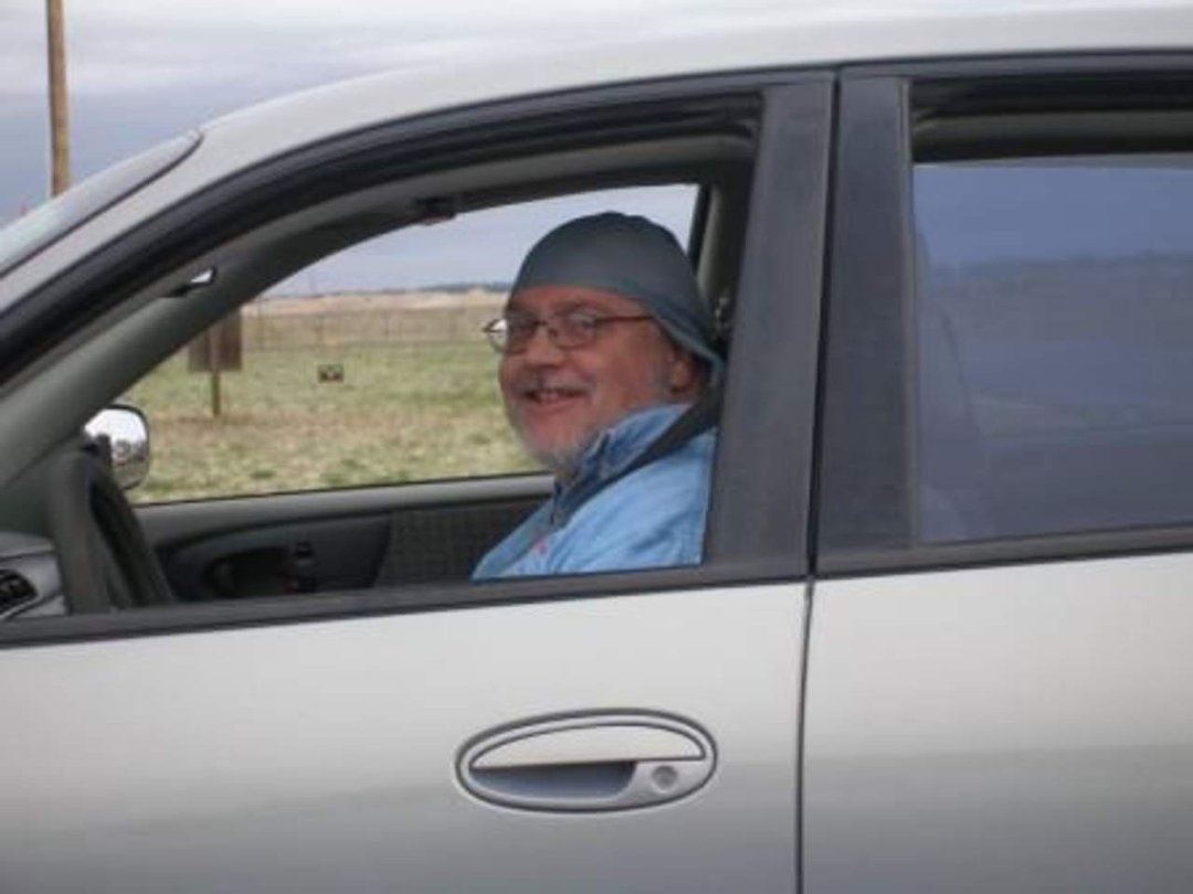 Robin (Rob) Hammitt's album, Profile Pictures