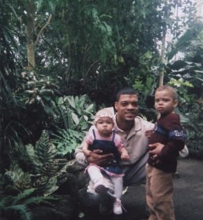 Dwayne Gore's album, Profile Pictures
