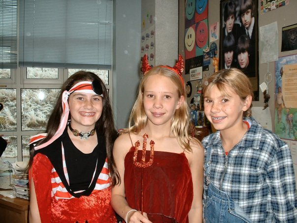 Verda Mead's album, Halloween