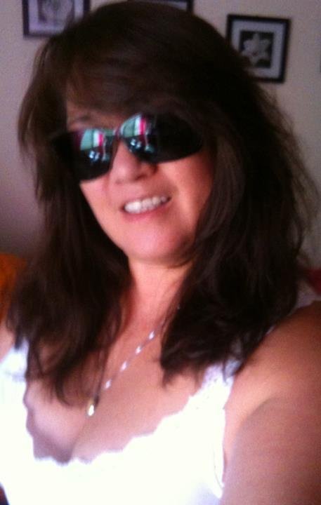 Danielle Hanks' album, Profile Pictures