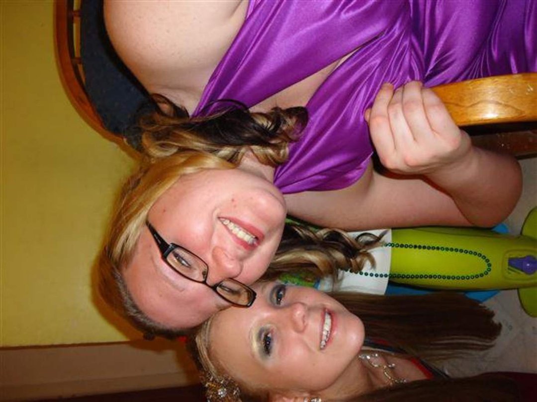 Kimberly Audlehelm's album, Lindsey Cronk's Junior Prom 4/31/11
