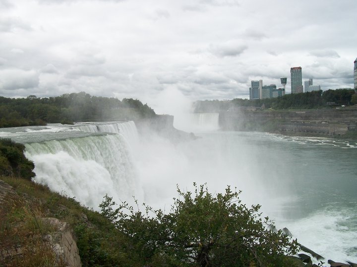 Gary Ratajski's album, Road Trip, Mi. to Niagra Falls