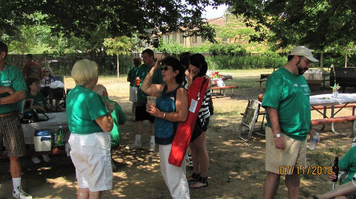 Elizabeth Monahan's album, Monahan Family Picnic