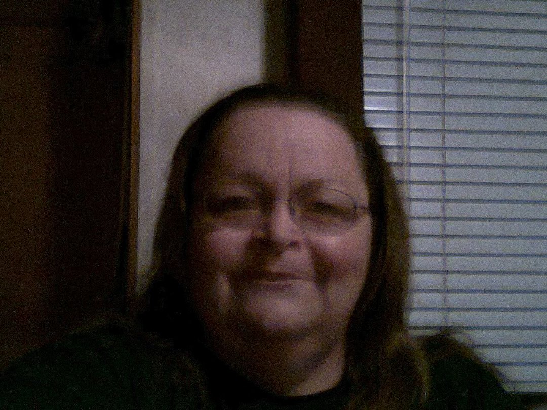 Juanita Reader's album, Profile Pictures