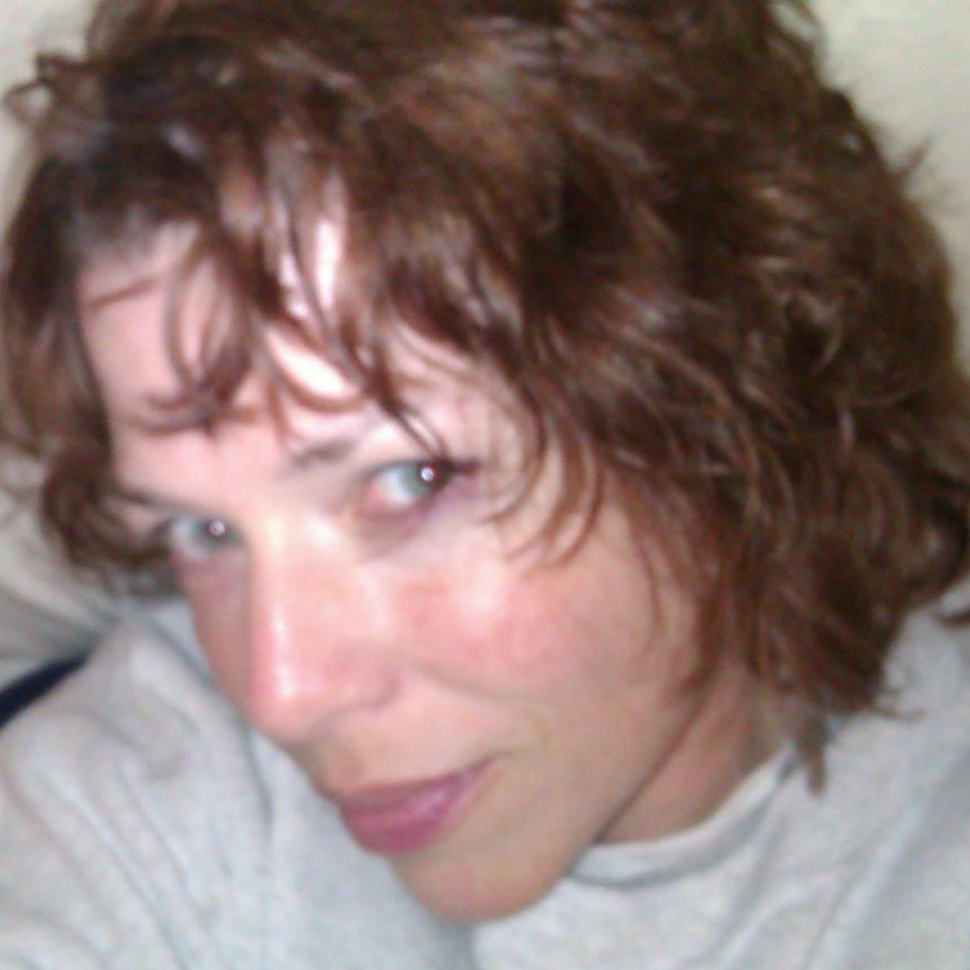 DANEe Moore's album, Profile Pictures