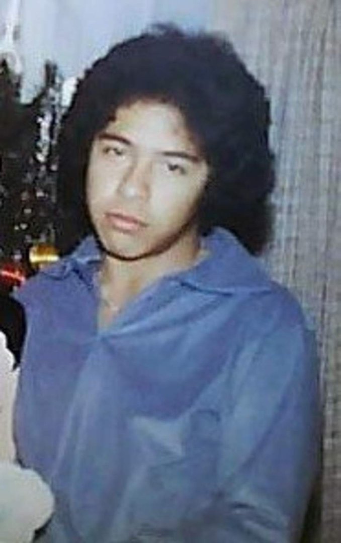 Greg Viscarra's album, Profile Pictures