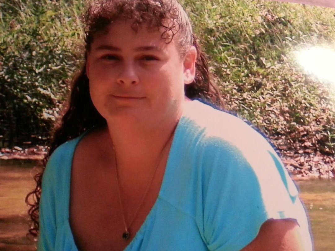 Lynnette hilyer's album, Profile Pictures